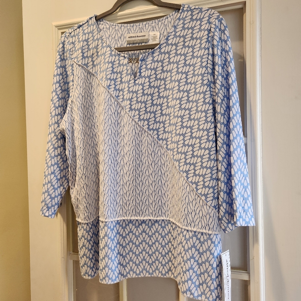 Alfred Dunner Blue and Cream Patterned Top